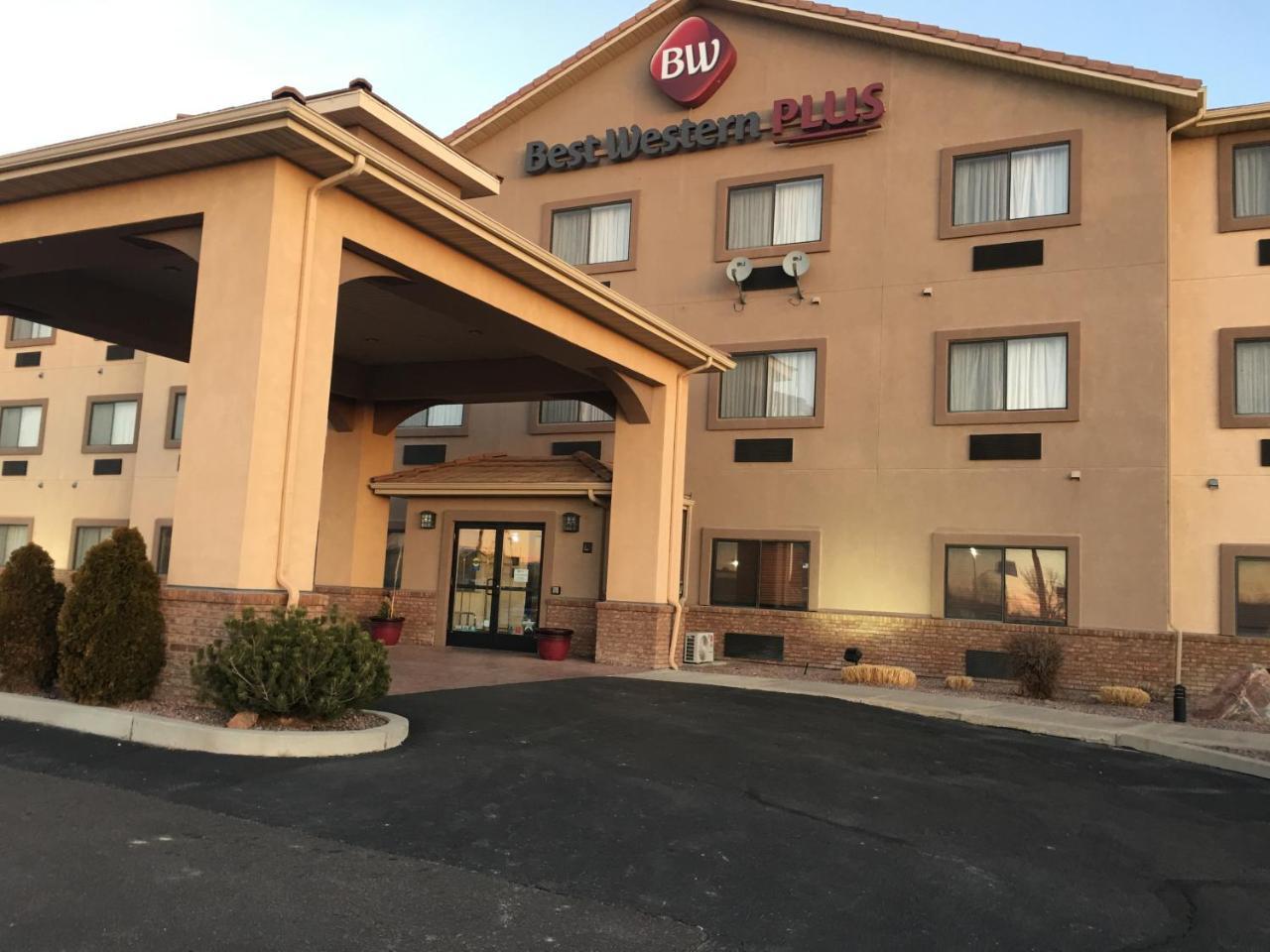 Best Western Plus Eagleridge Inn & Suites Pueblo Exterior photo